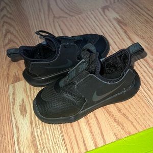 Toddler Nike flex runner